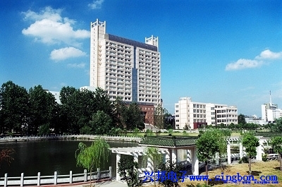 武漢理工大學(xué)馬房山分校IC卡水控管理系統(tǒng)。